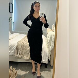 H&M Black V-Neck Long Sleeve Bodycon Dress